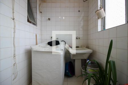 Apartamento à venda com 115m², 3 quartos e 1 vagaÁrea de Serviço