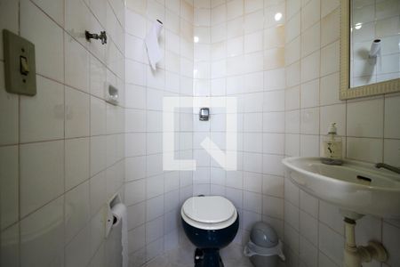 Apartamento à venda com 115m², 3 quartos e 1 vagaÁrea de Serviço
