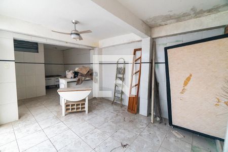 Casa à venda com 160m², 4 quartos e 2 vagasEdícula - Sala/Cozinha