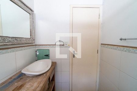 Casa à venda com 160m², 4 quartos e 2 vagasBanheiro Social