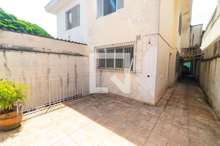Casa à venda com 160m², 4 quartos e 2 vagasQuintal