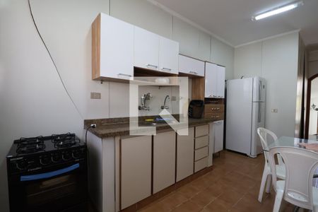 Apartamento para alugar com 146m², 4 quartos e 2 vagas Apartamento para alugar com 146m², 4 quartos e 2 vagasCozinha