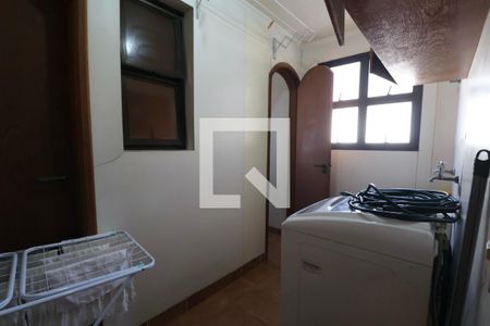 Apartamento para alugar com 146m², 4 quartos e 2 vagas Apartamento para alugar com 146m², 4 quartos e 2 vagasÁrea de Serviço