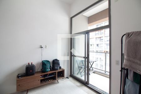 Sala/Quarto de apartamento à venda com 1 quarto, 26m² em Jardim das Acacias, São Paulo