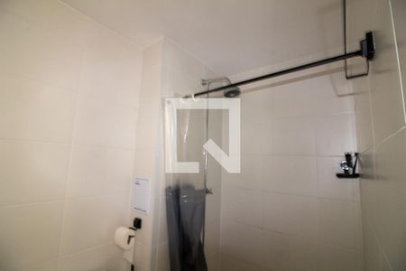 Banheiro de apartamento à venda com 1 quarto, 26m² em Jardim das Acacias, São Paulo