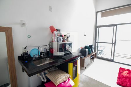 Cozinha de apartamento à venda com 1 quarto, 26m² em Jardim das Acacias, São Paulo