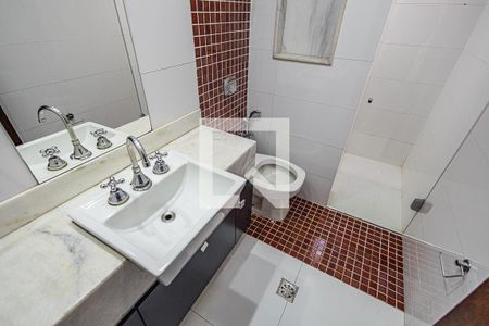 Casa para alugar com 300m², 4 quartos e 3 vagas Casa para alugar com 300m², 4 quartos e 3 vagasLavabo 2