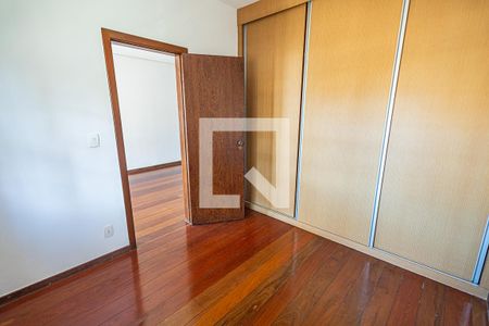 Casa para alugar com 300m², 4 quartos e 3 vagas Casa para alugar com 300m², 4 quartos e 3 vagasQuarto 1