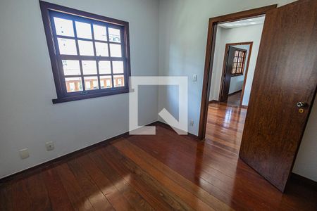 Casa para alugar com 300m², 4 quartos e 3 vagas Casa para alugar com 300m², 4 quartos e 3 vagasQuarto 1