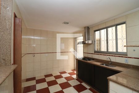 Casa de condomínio à venda com 300m², 3 quartos e 2 vagasCozinha