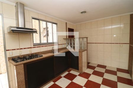 Casa de condomínio à venda com 300m², 3 quartos e 2 vagasCozinha