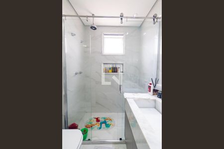 Apartamento à venda com 112m², 3 quartos e 2 vagas Apartamento à venda com 112m², 3 quartos e 2 vagasBanheiro da Suíte Detalhe