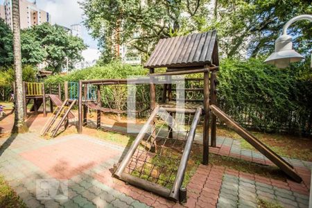 Apartamento à venda com 112m², 3 quartos e 2 vagas Apartamento à venda com 112m², 3 quartos e 2 vagasÁrea comum - Playground