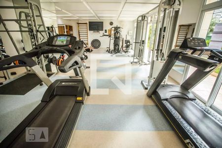 Apartamento à venda com 112m², 3 quartos e 2 vagas Apartamento à venda com 112m², 3 quartos e 2 vagasÁrea comum - Academia