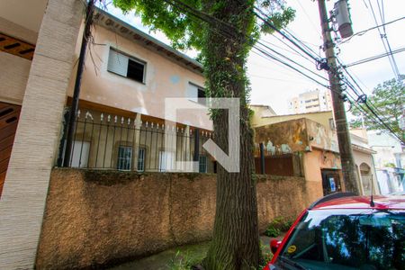 Casa para alugar com 100m², 1 quarto e sem vaga Casa para alugar com 100m², 1 quarto e sem vagaFachada