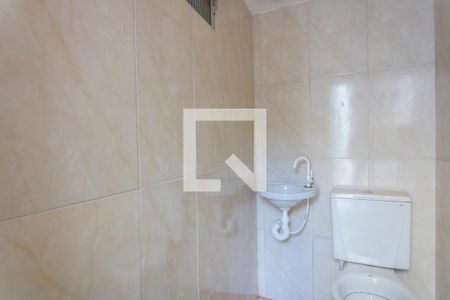 Banheiro de serviço de casa para alugar com 1 quarto, 100m² em Centro, Santo André