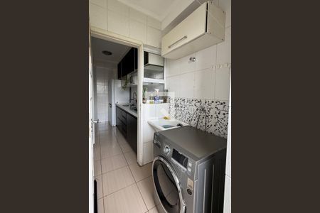 Apartamento para alugar com 65m², 2 quartos e 1 vagaÁrea de Serviço