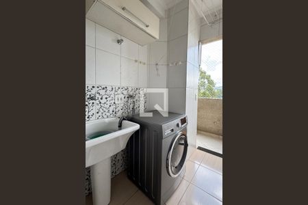 Apartamento para alugar com 65m², 2 quartos e 1 vagaÁrea de Serviço