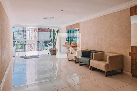 Hall de entrada de apartamento para alugar com 4 quartos, 126m² em Pituba, Salvador