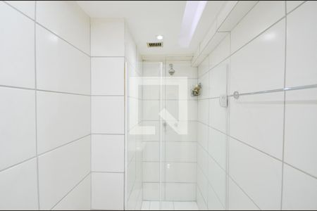 Apartamento à venda com 58m², 2 quartos e 1 vaga Apartamento à venda com 58m², 2 quartos e 1 vagaBanheiro da Suíte