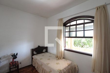 Casa à venda com 435m², 4 quartos e 3 vagasQuarto 4