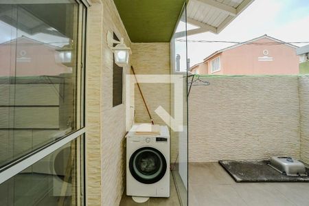 Casa de condomínio à venda com 78m², 2 quartos e 1 vagaÁrea de Serviço