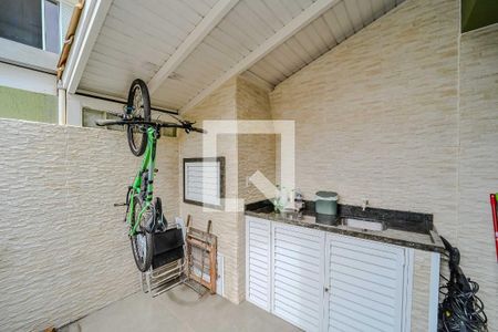 Casa de condomínio à venda com 78m², 2 quartos e 1 vagaÁrea de Serviço