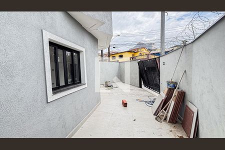 Garagem de casa à venda com 2 quartos, 88m² em Jardim Cristiane, Santo André