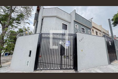 Fachada de casa à venda com 2 quartos, 88m² em Jardim Cristiane, Santo André