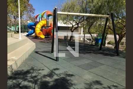 Casa de condomínio à venda com 234m², 3 quartos e 6 vagas Casa de condomínio à venda com 234m², 3 quartos e 6 vagasFoto 02