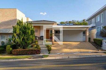 Casa de condomínio à venda com 234m², 3 quartos e 6 vagas Casa de condomínio à venda com 234m², 3 quartos e 6 vagasFoto 01