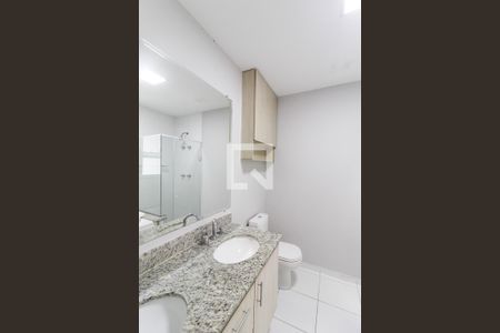 Apartamento à venda com 190m², 4 quartos e 5 vagas Apartamento à venda com 190m², 4 quartos e 5 vagasBanheiro