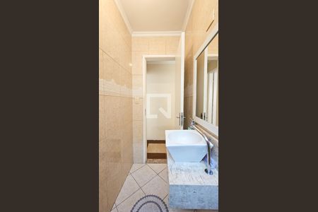 Casa à venda com 144m², 3 quartos e 2 vagasBanheiro