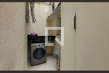 Apartamento à venda com 63m², 2 quartos e 1 vaga Apartamento à venda com 63m², 2 quartos e 1 vagaLavanderia