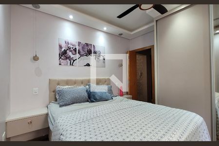 Suíte de apartamento à venda com 2 quartos, 63m² em Vila Gilda, Santo André