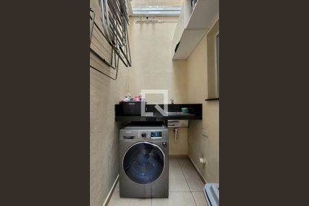 Apartamento à venda com 63m², 2 quartos e 1 vaga Apartamento à venda com 63m², 2 quartos e 1 vagaLavanderia