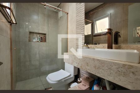 Apartamento à venda com 63m², 2 quartos e 1 vaga Apartamento à venda com 63m², 2 quartos e 1 vaga Banheiro da suíte