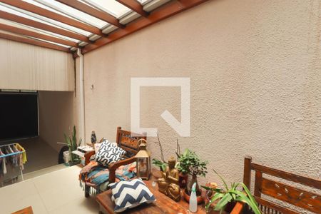 Casa à venda com 695m², 5 quartos e 7 vagas Casa à venda com 695m², 5 quartos e 7 vagasSala 3