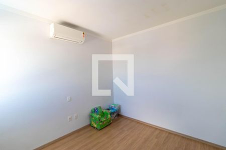 Casa de condomínio para alugar com 270m², 3 quartos e 4 vagasSuíte 02