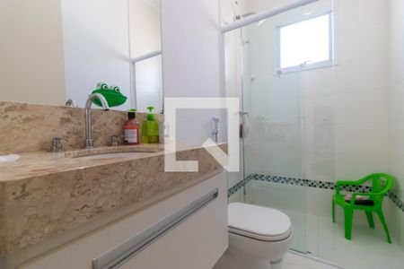 Casa de condomínio para alugar com 270m², 3 quartos e 4 vagasBanehiro da Suíte 02