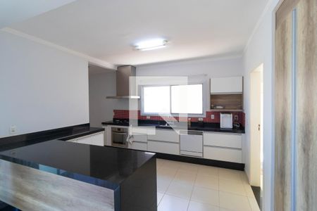 Casa de condomínio para alugar com 270m², 3 quartos e 4 vagasCozinha