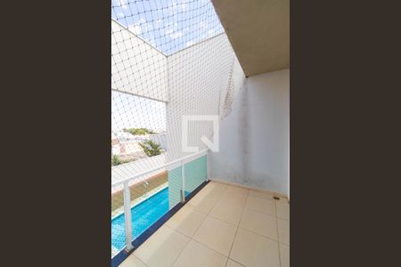 Casa de condomínio para alugar com 270m², 3 quartos e 4 vagasSacada da Sala