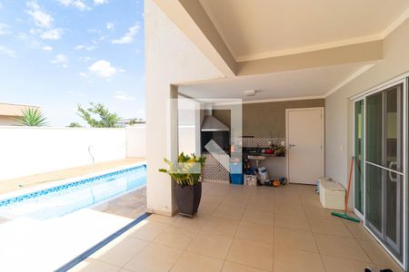 Casa de condomínio para alugar com 270m², 3 quartos e 4 vagasChurrasqueira