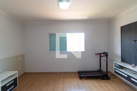 Casa de condomínio para alugar com 270m², 3 quartos e 4 vagasSuíte 03