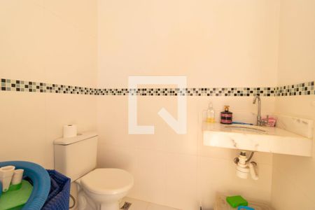 Casa de condomínio para alugar com 270m², 3 quartos e 4 vagasBanheiro Externo