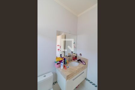 Casa de condomínio para alugar com 270m², 3 quartos e 4 vagasBanehiro da Suíte 01