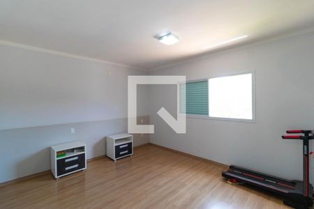 Casa de condomínio para alugar com 270m², 3 quartos e 4 vagasSuíte 03