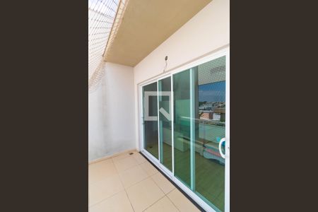 Casa de condomínio para alugar com 270m², 3 quartos e 4 vagasSacada da Sala