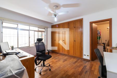 Casa à venda com 400m², 5 quartos e 5 vagasSuíte 2 / Escritório