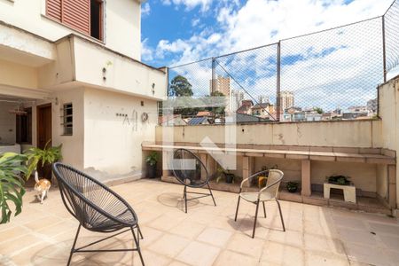 Casa à venda com 400m², 5 quartos e 5 vagasQuintal dos Fundos